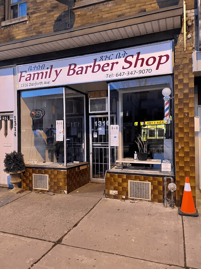 Family Barber Shop logo