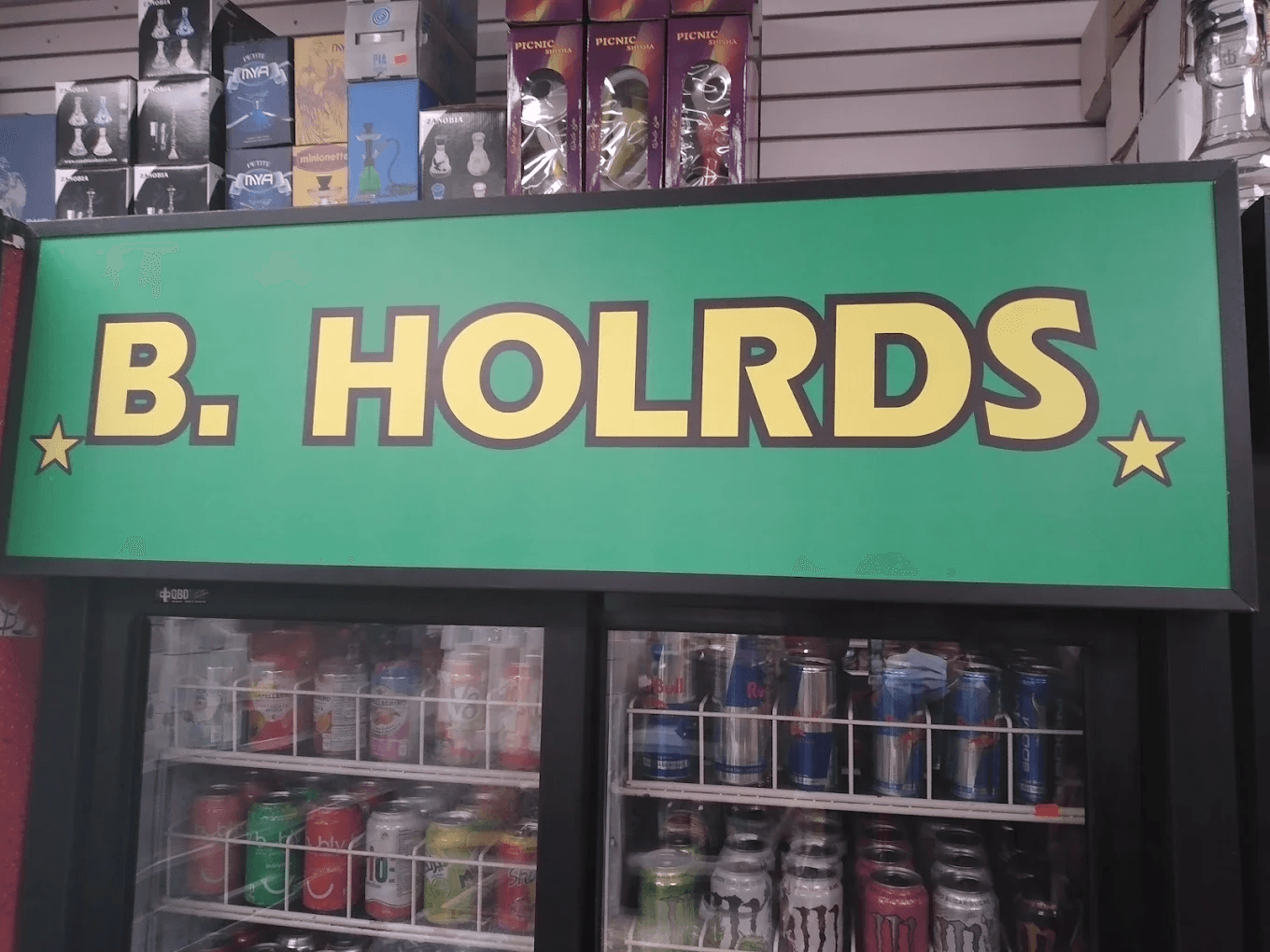 B. Holrds Convenience logo