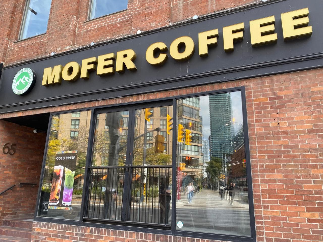 Mofer coffee front